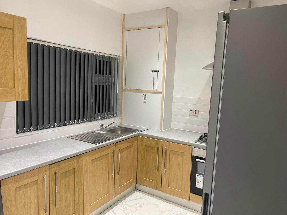 Short Stopzzz & Indoor Hot Tub Manchester Luaran gambar